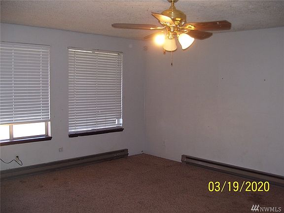 5th image of 2141 W Willow St