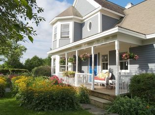 88 Little Horse Ln, Charlotte, VT 05445