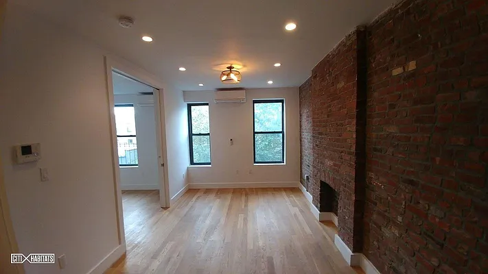 Rented by Citi Habitats | media 16