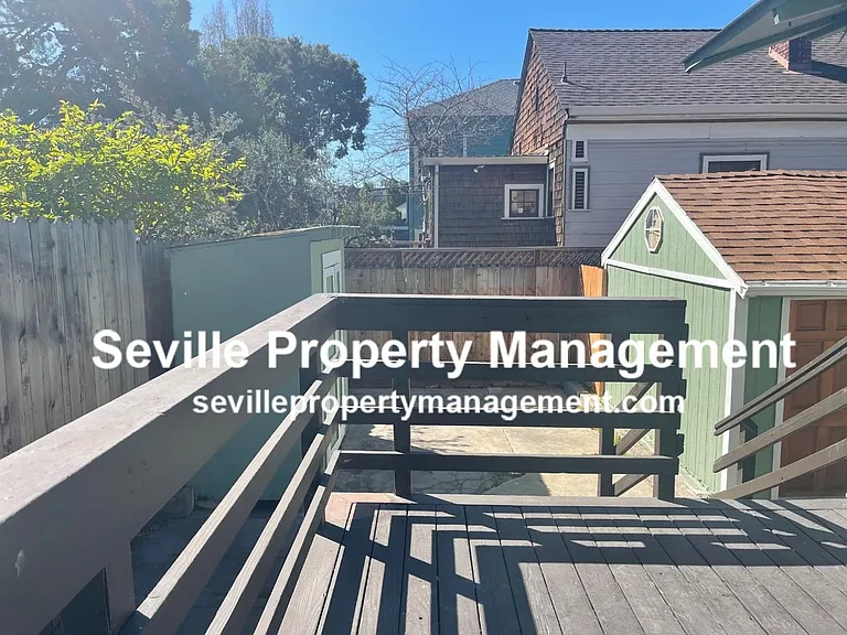 6525 Herzog St — Photo 43
