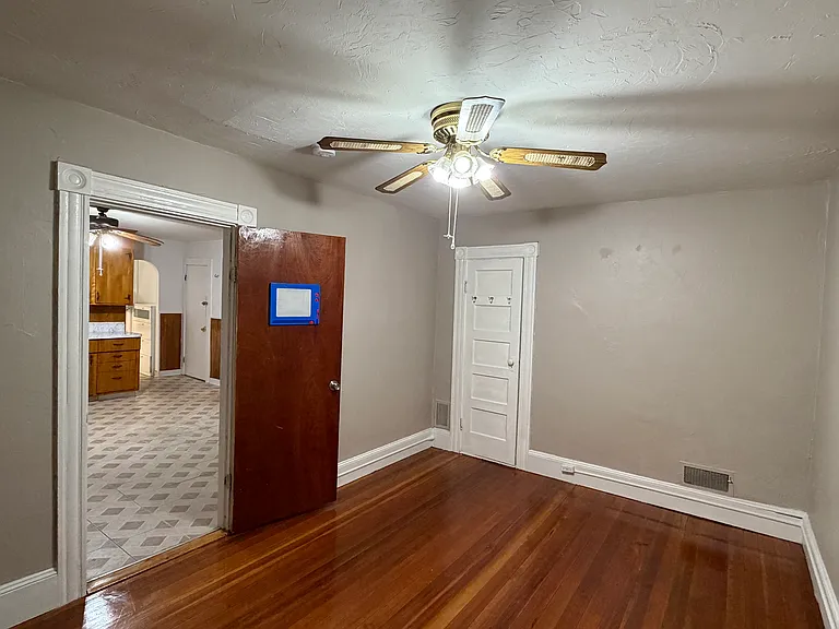 32 Heaton Ave #2 — Photo 9
