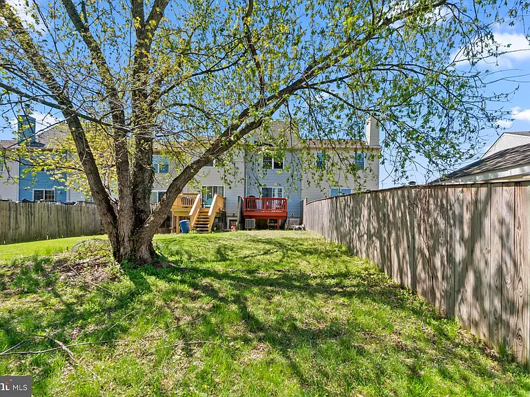 2125 Cedar Barn Way — Photo 23