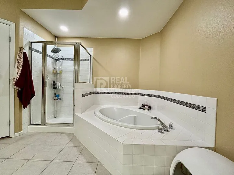 1655 N Humboldt St #205 — Photo 3