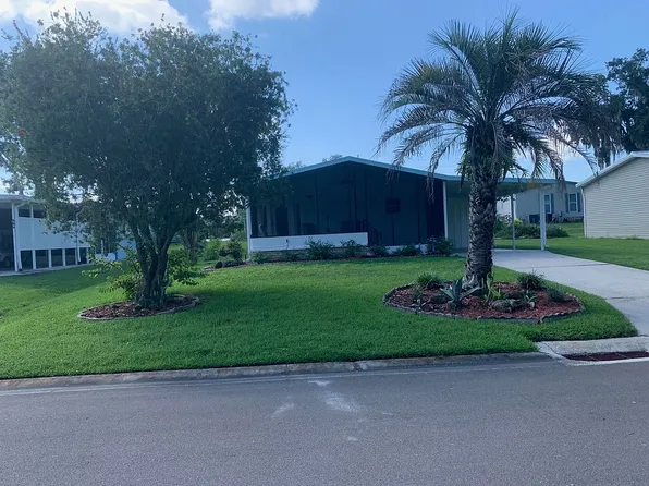 506 Sandalwood Ln, Wildwood, FL 34785