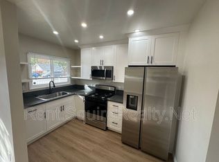 249 W 9th St, Azusa, CA 91702