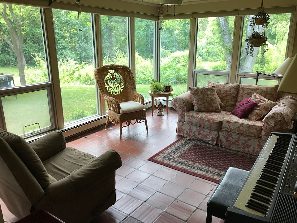 2nd image of 6298 Sheldon Rd