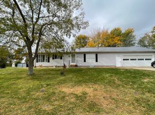 799 Searls Rd, Amboy, IL 61310