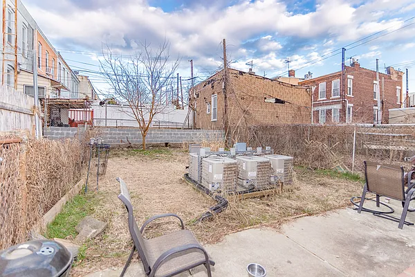 Rented by MySpaceNYC | media 25