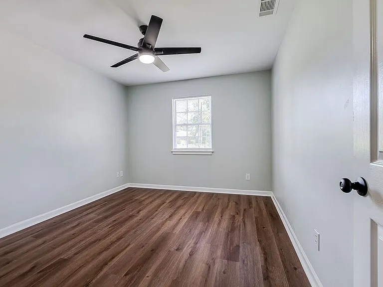 803 Ash Street Ext #B — Photo 15