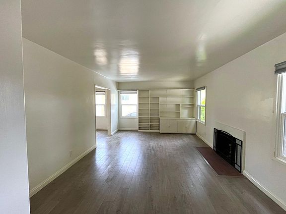 3rd image of 3133 S Bentley Ave