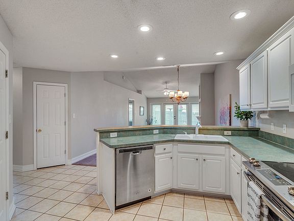 2nd image of 7203 Jaffrey Ct
