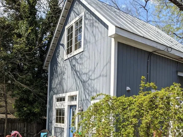 217 W High St, Charlottesville, VA 22902