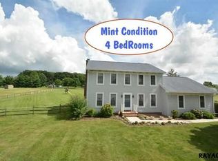 35 Valley View Dr, Littlestown, PA 17340