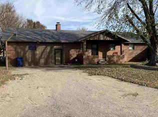 305 N 5th St, Cleo Springs, OK 73729