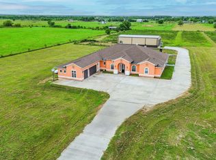 1409 County Road 63, Rosharon, TX 77583