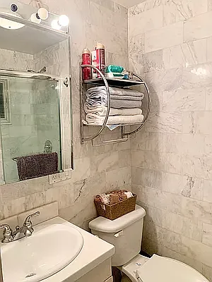 Rented by Oxford Property Group | media 25