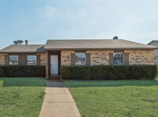 2116 E Peters Colony Rd, Carrollton, TX 75007