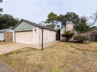 5046 Spring Forest Dr, Houston, TX 77091