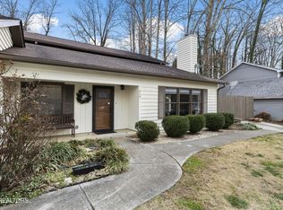 828 Wood Harbour Rd, Knoxville, TN 37934