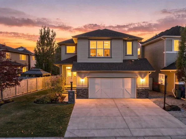 62 N Cimarron Springs Cir, Okotoks, AB T1S 0M2
