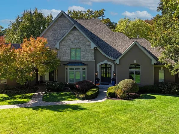 25 Manderleigh Estates Ct, Saint Louis, MO 63131