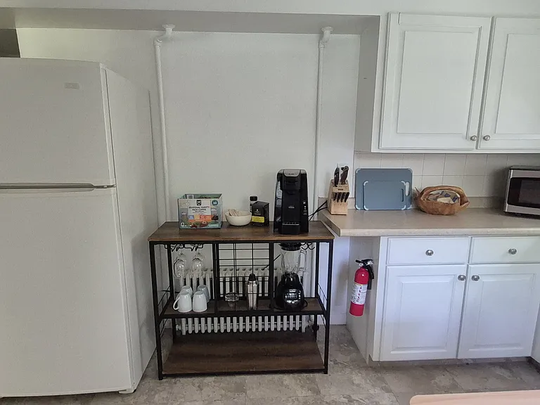 654 Franklin St #A — Photo 7