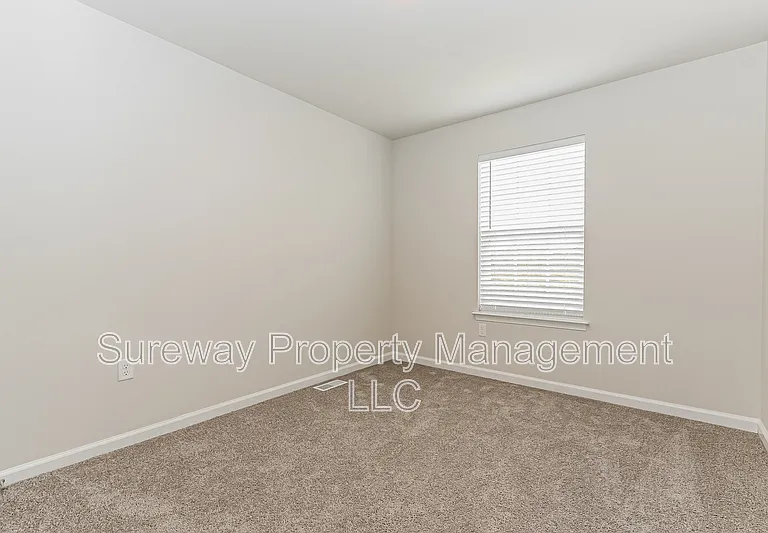 204 Sandy Ridge Rd — Photo 20
