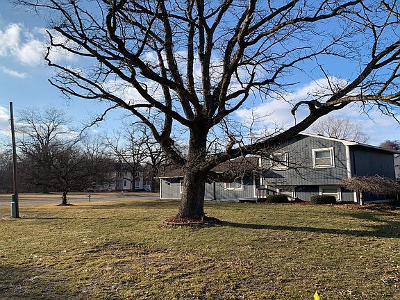 2nd image of 39100 Barth St