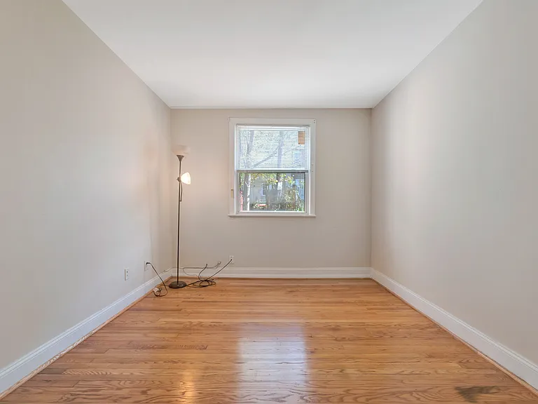 1200 Penn St NE #1 — Photo 12