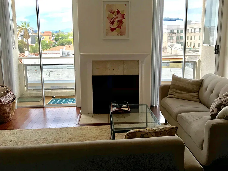 8349 Blackburn Ave #302 — Photo 180