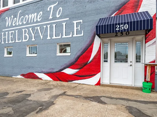 250 E Main St, Shelbyville, IL 62565