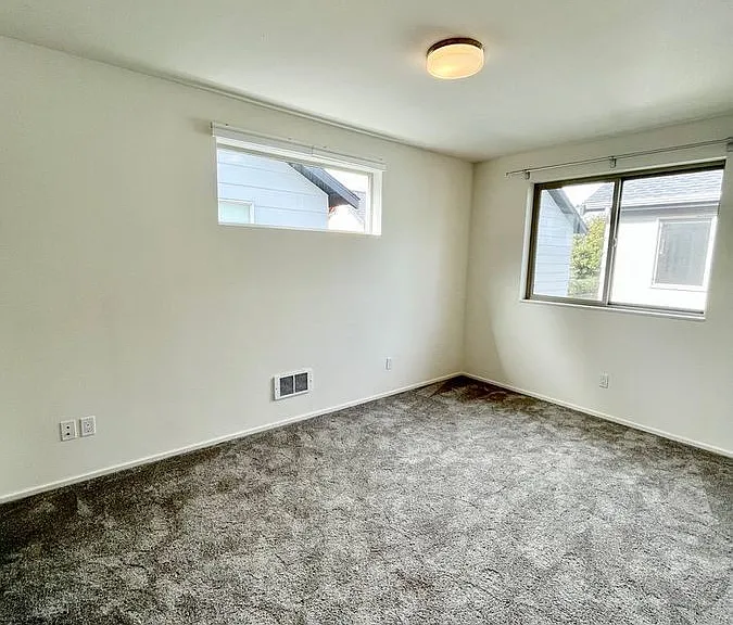 1623 23rd Ave — Photo 13
