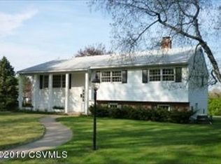 137 S 16th St, Lewisburg, PA 17837