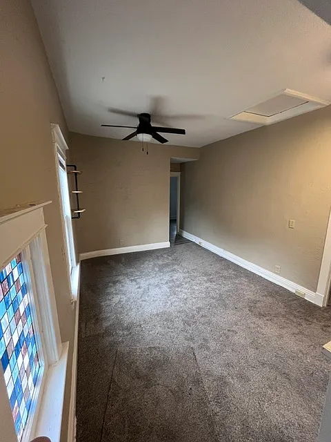 2 bed, $1,100 — Photo 3