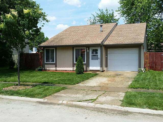 1st image of 29W778 Danbury Dr