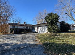 6411 Londonderry Dr, Cary, IL 60013