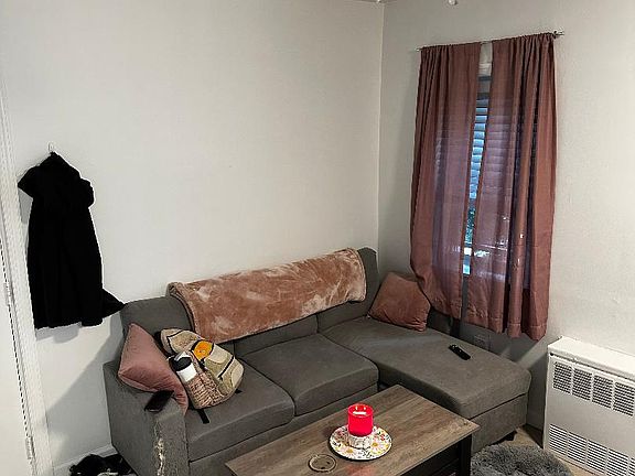3rd image of 51 Georgia Ave APT 1