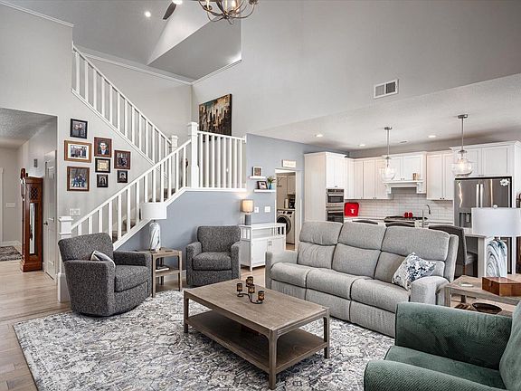 2nd image of 329 River POINT