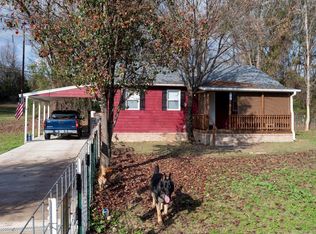 1001 Darter Dr, Morrilton, AR 72110