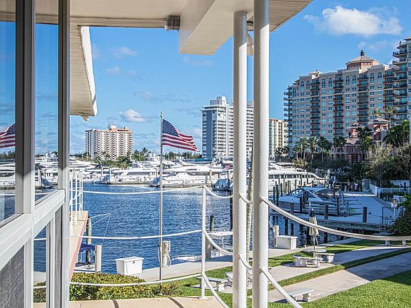3rd image of 2700 Yacht Club Blvd APT 5D