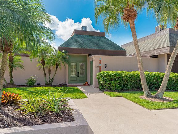 2nd image of 3310 SE Sandpiper Circle