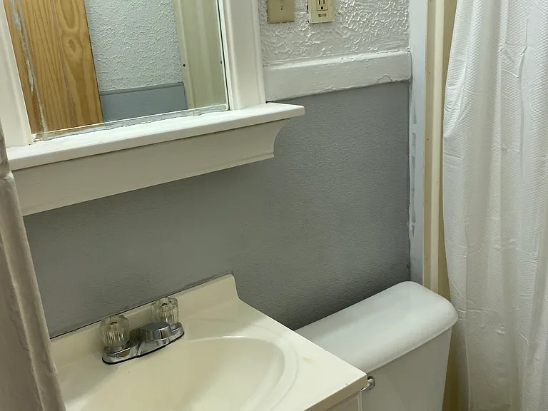 104 W George Ave — Photo 8