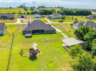 1021 Boulder Rd, Weatherford, TX 76085
