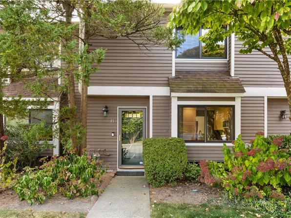 85 Casper Court, Port Chester, NY 10573