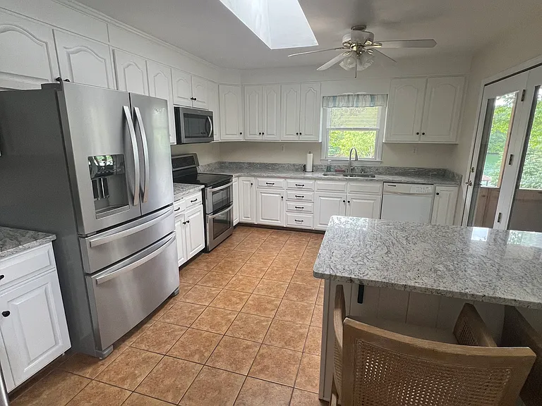 501 Whisperway Rd — Photo 9