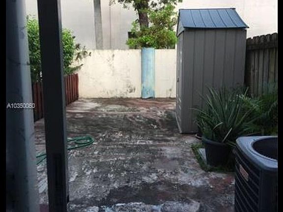 4th image of 331 NW 82nd Ave #0
