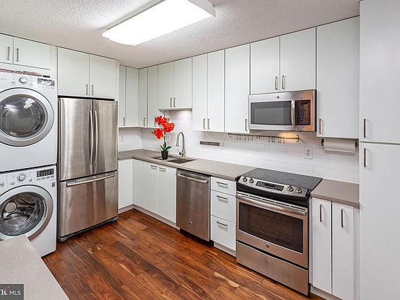 2nd image of 5902 Mount Eagle Dr APT 301