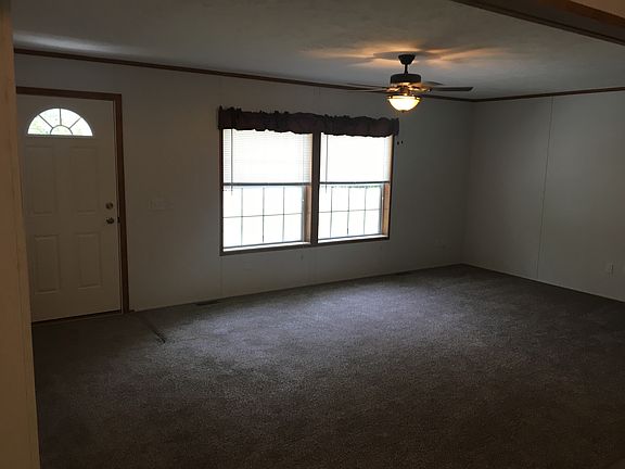 Spacious living room