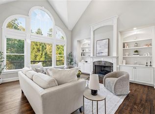 5124 Parkwood Oaks Ln, Mableton, GA 30126