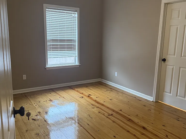 3570 Spottswood Ave #102 — Photo 10